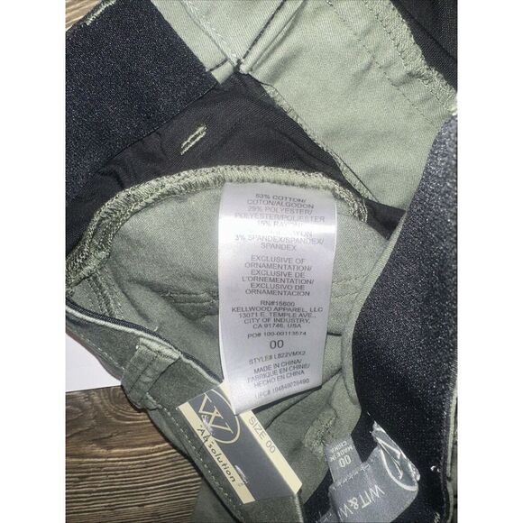 WIT & WISDOM Womens Size 00 'Ab' Solution Stretch Twill Shorts Olive Green. T - Picture 7 of 12